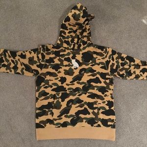 BAPE x OVO 1ST CAMO HOODIE (YELLOW CAMO)